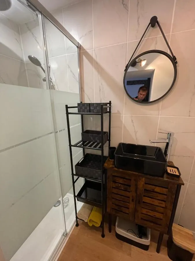 아파트 Logement Avec Terrasse Et Parking 콩카르노